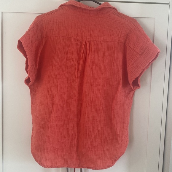 Just Living 100% Cotton Top - Picture 6 of 6